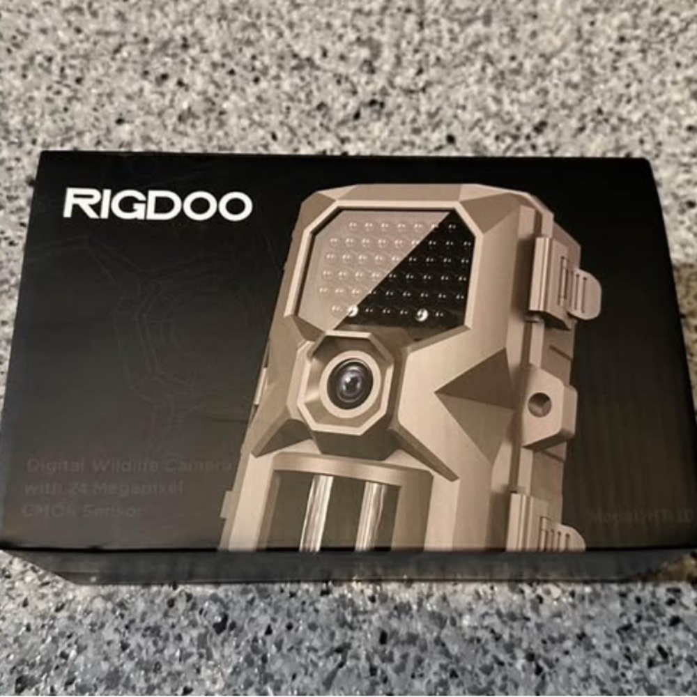 RIGDOO Wildlife Camera - Black and Gray